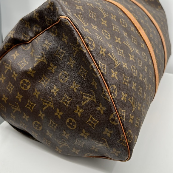 Authenticated Louis Vuitton Monogram Keepall 55 - Picture 9 of 16